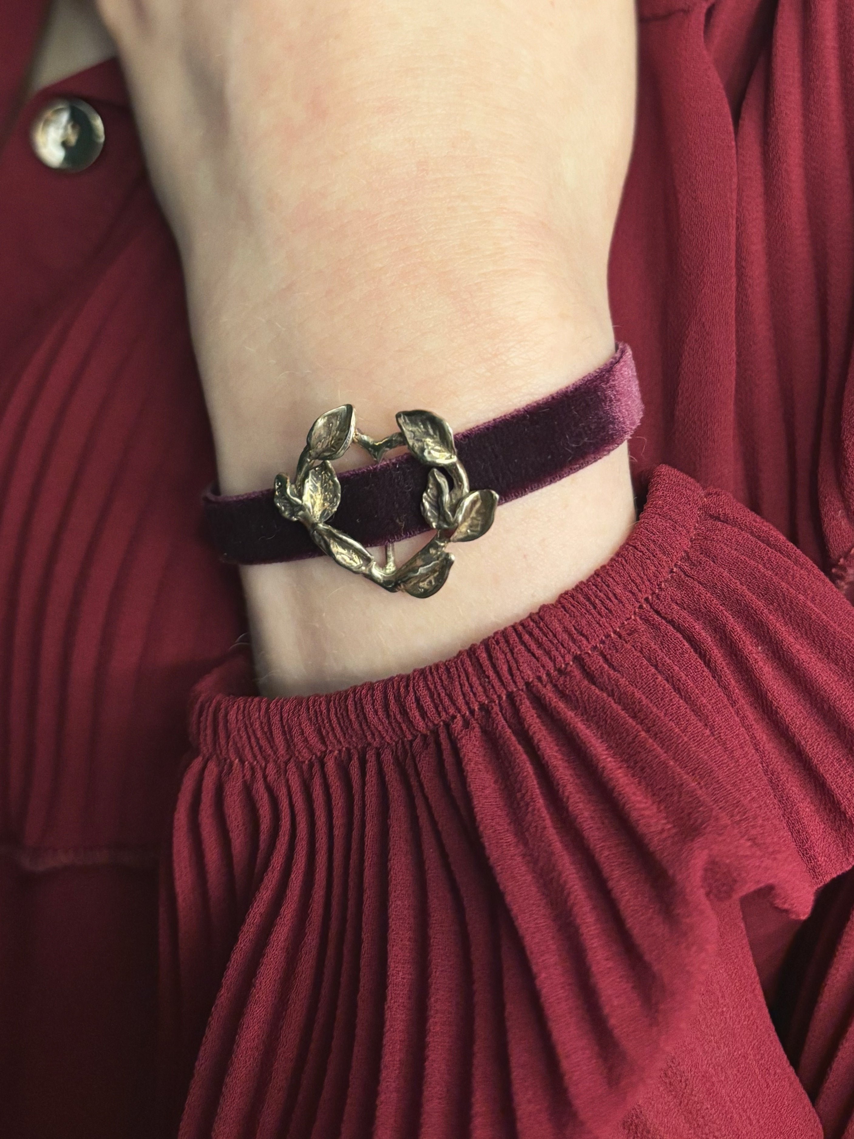 Bracciale velluto cuore ramo