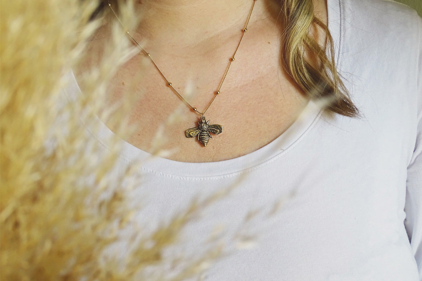 Collana Ape