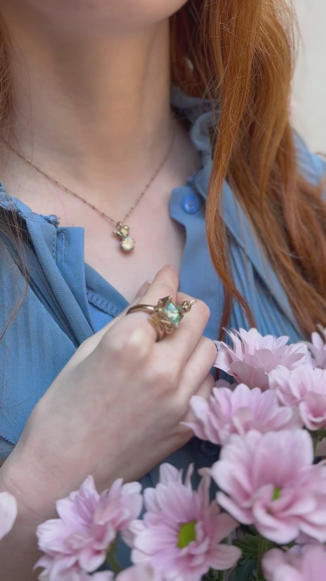 Collana passerotto con fiore zircone