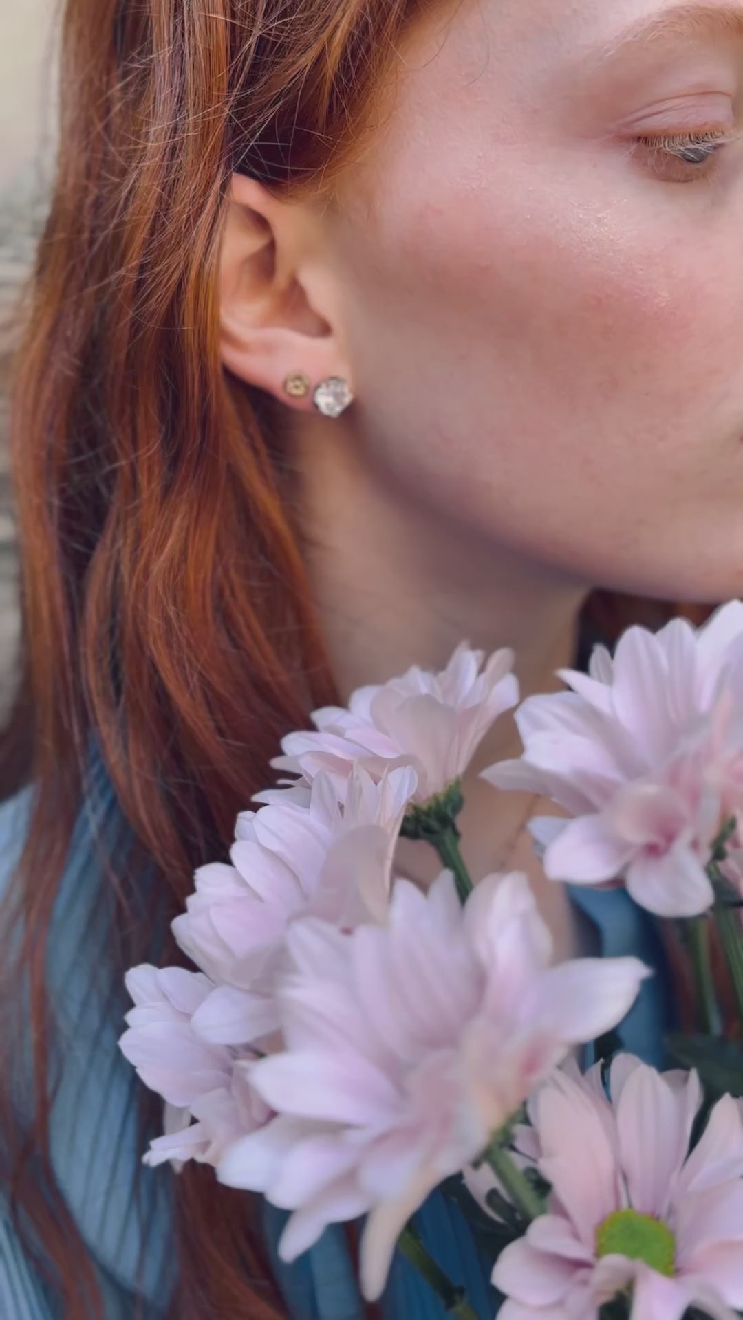 Orecchini fiore con zircone